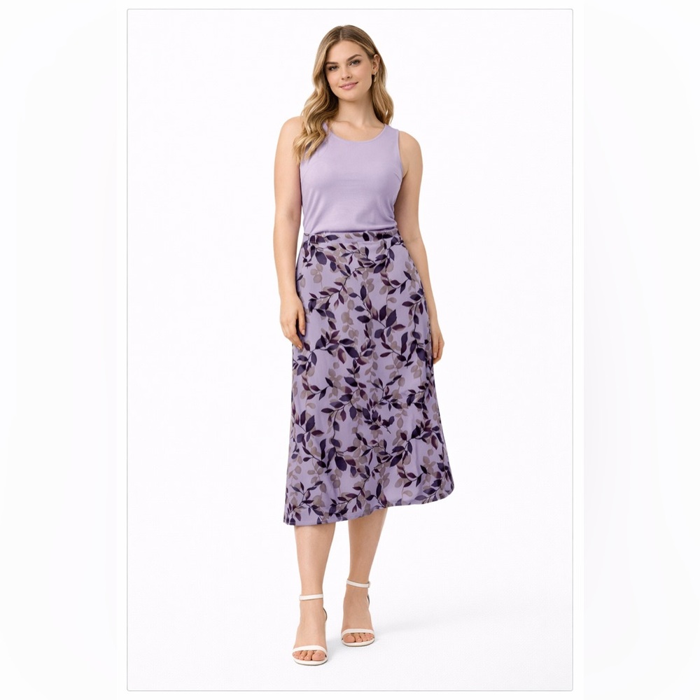💜 NWT! 100% SILK Purple Leaves Skirt